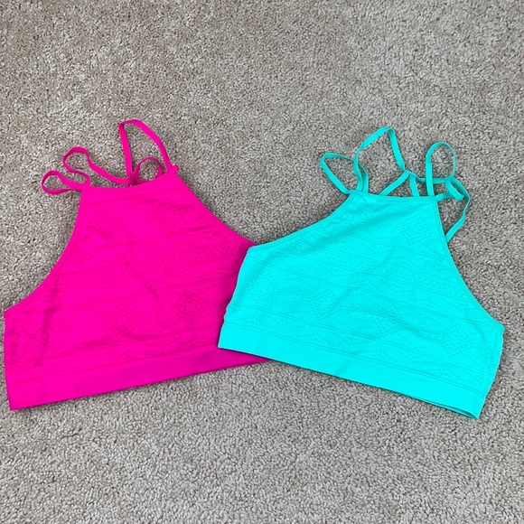 Bundle of 2 Victoria’s Secret seamless bralettes - Picture 1 of 7